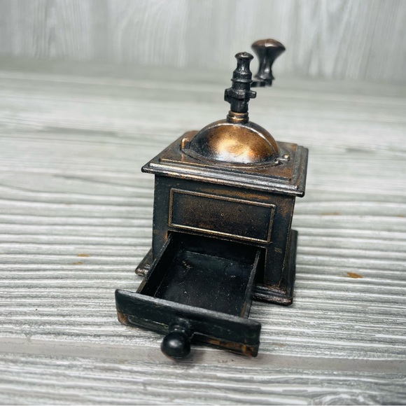Vintage Miniature Die Cast Metal doll house Coffee Grinder w/ drawer collectible - Picture 6 of 6